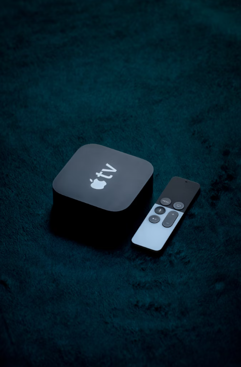 Apple TV 4K (기능 및 사양)&#44; HD (보급형 스트리밍 장치)&#44; Remote (디자인과 기능성)