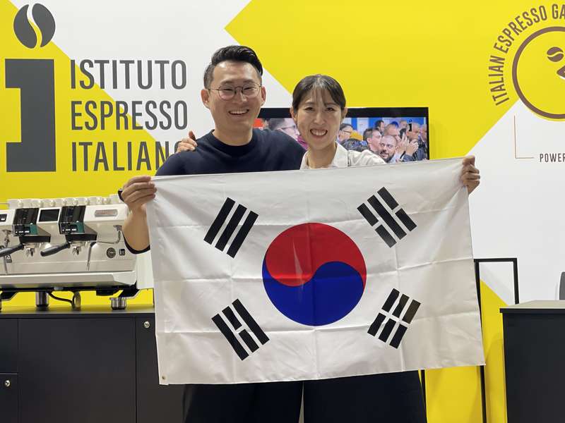3. 디마인커피로스터즈 반월호수점 소개