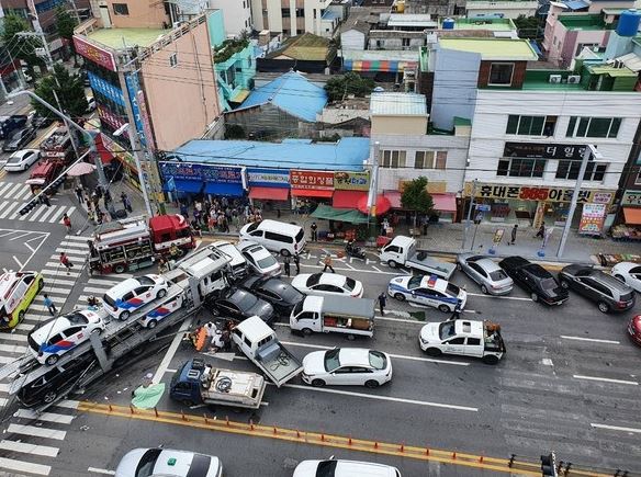  여수 사고 차량 탑송 트레일러 사고영상