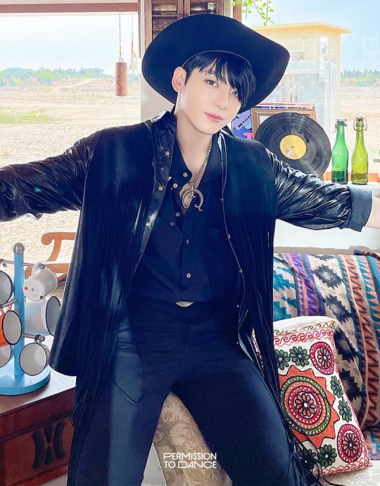  "탕탕탕탕!" 방탄소년단 정국, 풍선 총 쏘는 꾹요미 [사진]