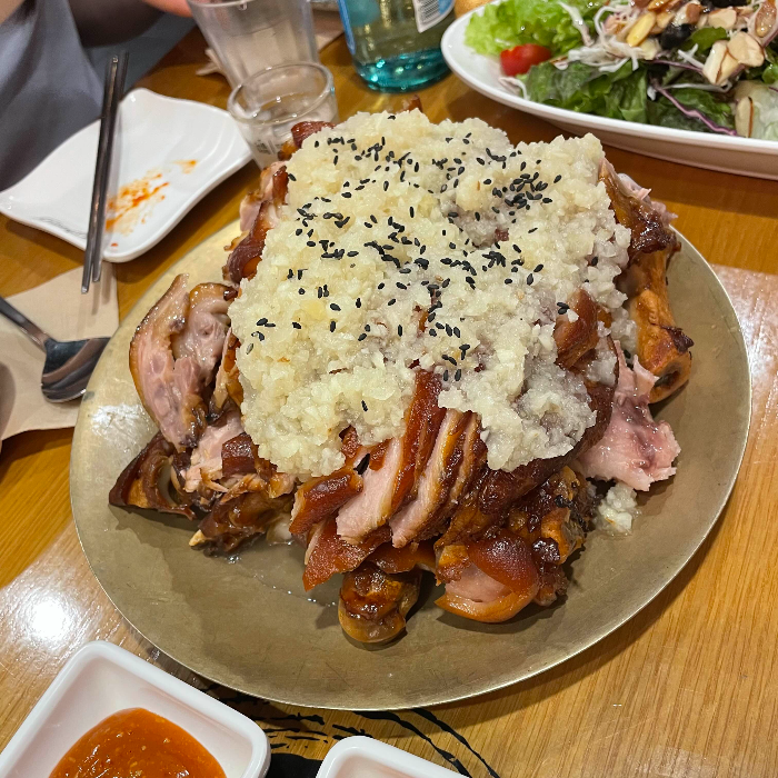  [명동] 야들야들 쫀득쫀득 맛있는 족발 <미쓰족발>