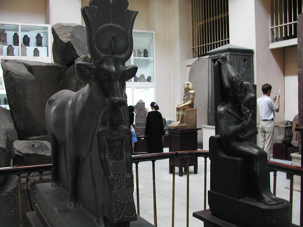 이집트고고학박물관-Hathor and Psammetik