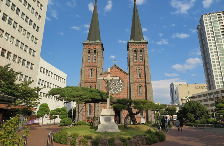 열혈사제2 촬영지 : 대구 계산성당 전경