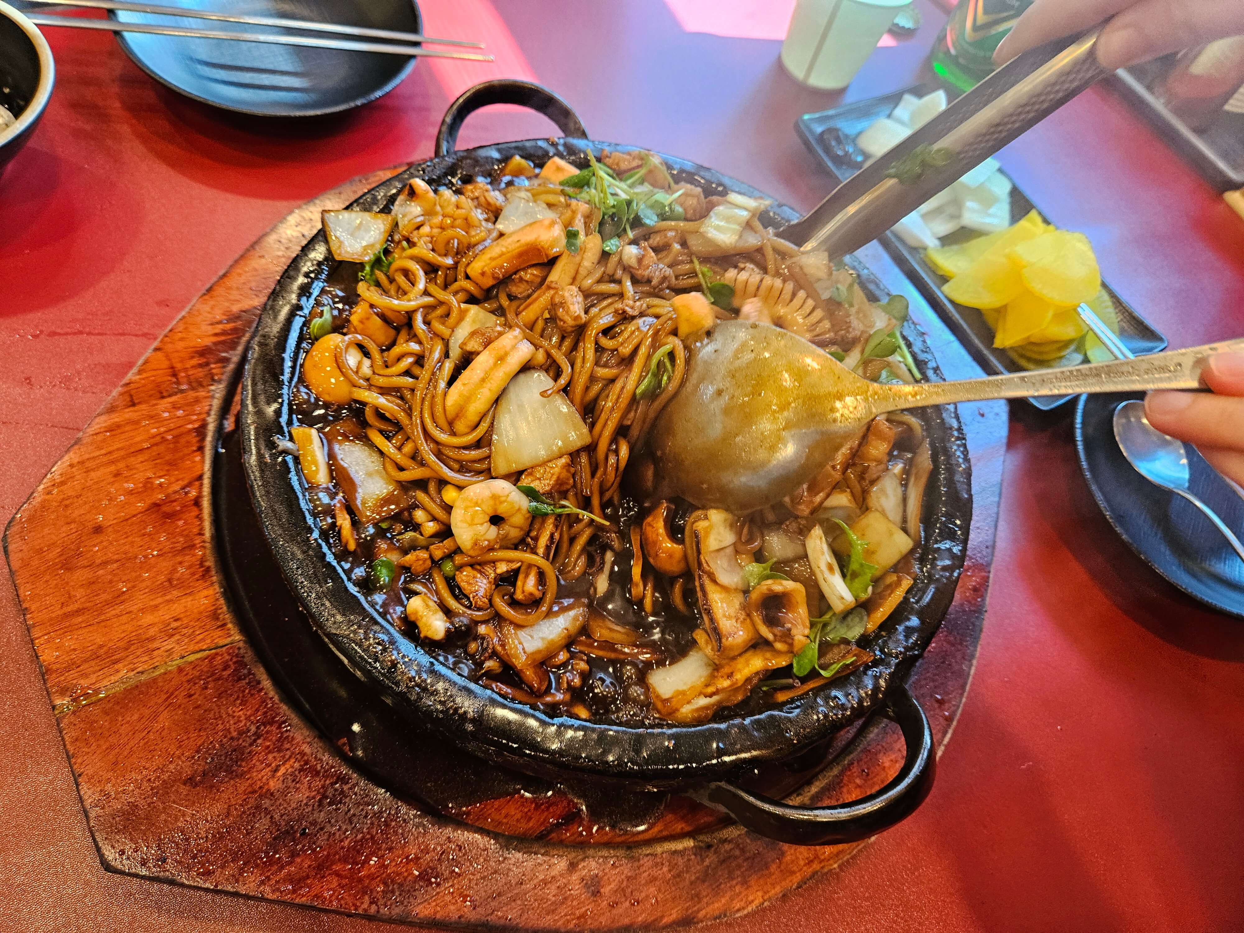 돌짜장1