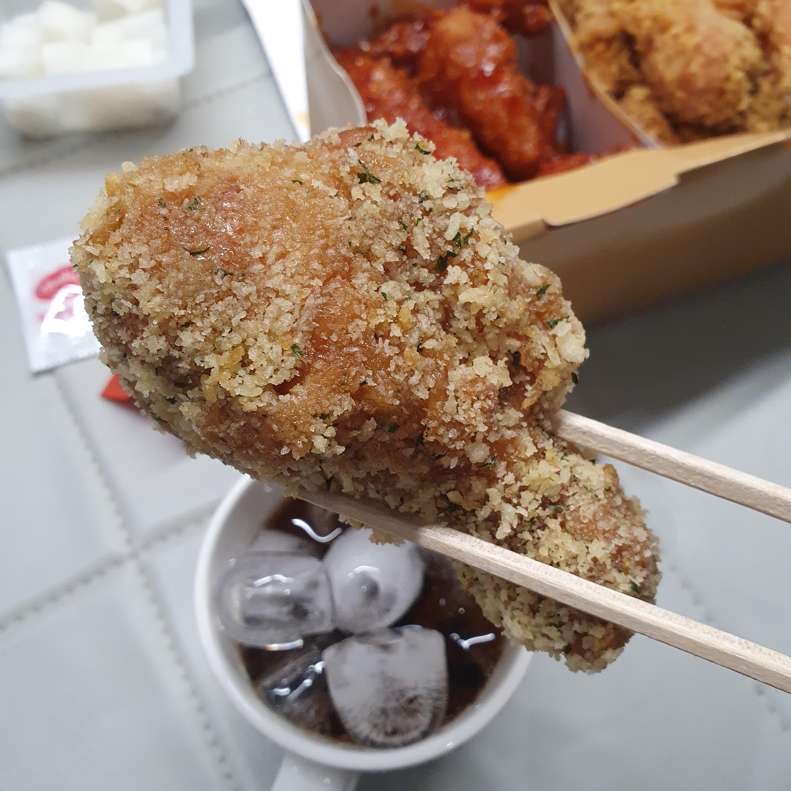 비에이치씨 역삼스타점 이미지