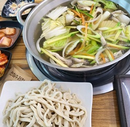 해물칼국수