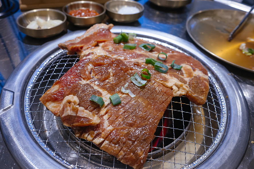  한우해운대연탄생갈비 은평구산점 은평구 응암역 돼지갈비 고기 맛집 후기