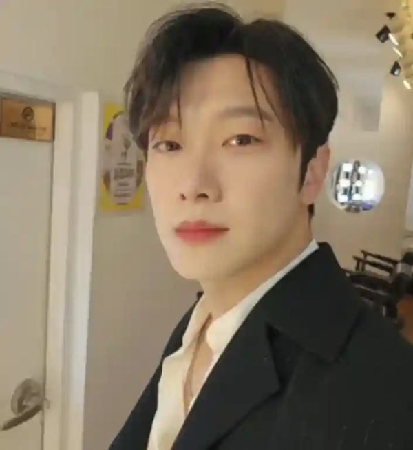 최민환-사진