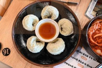 바지락 칼국수