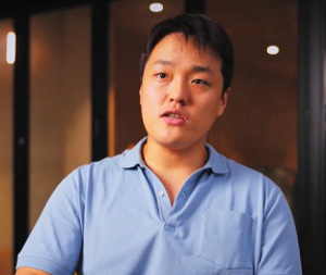  “잠적한 권도형, 스위스 은행서 비트코인 1300억원 현금화”