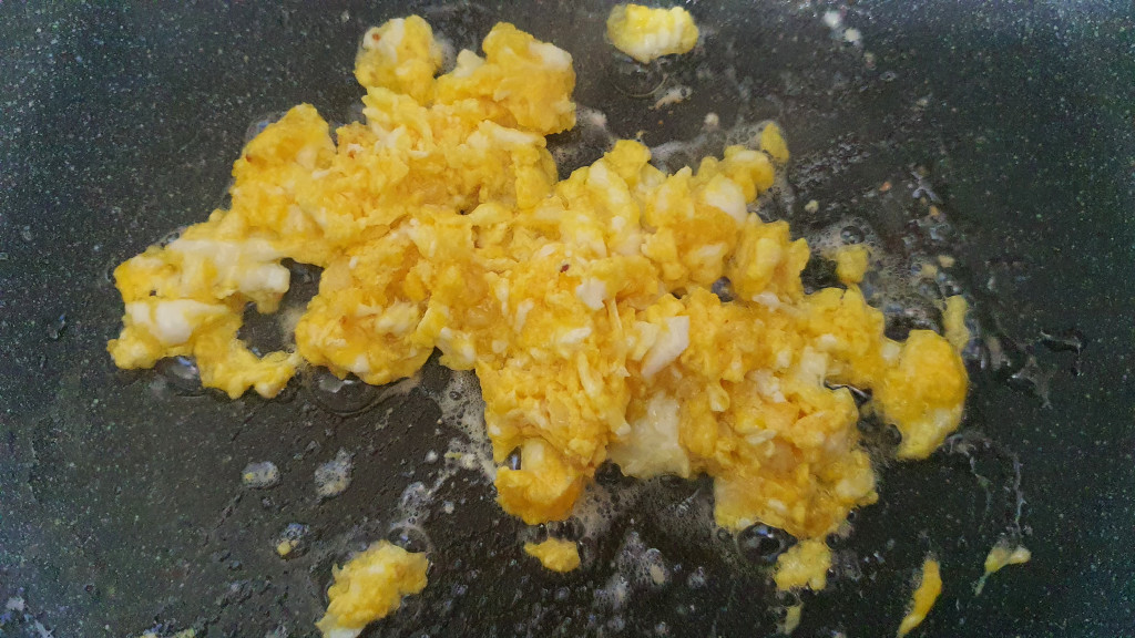 스크램블 된 계란
