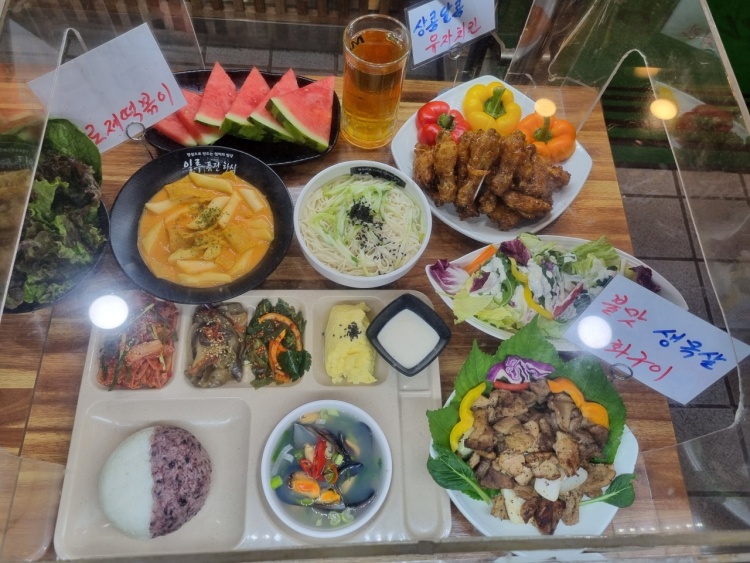 송파구 문정동 가격파괴 Why 여름엔 치맥 치킨 맥주 무한리필 무제한 1인 7천오백원 맛집 추천