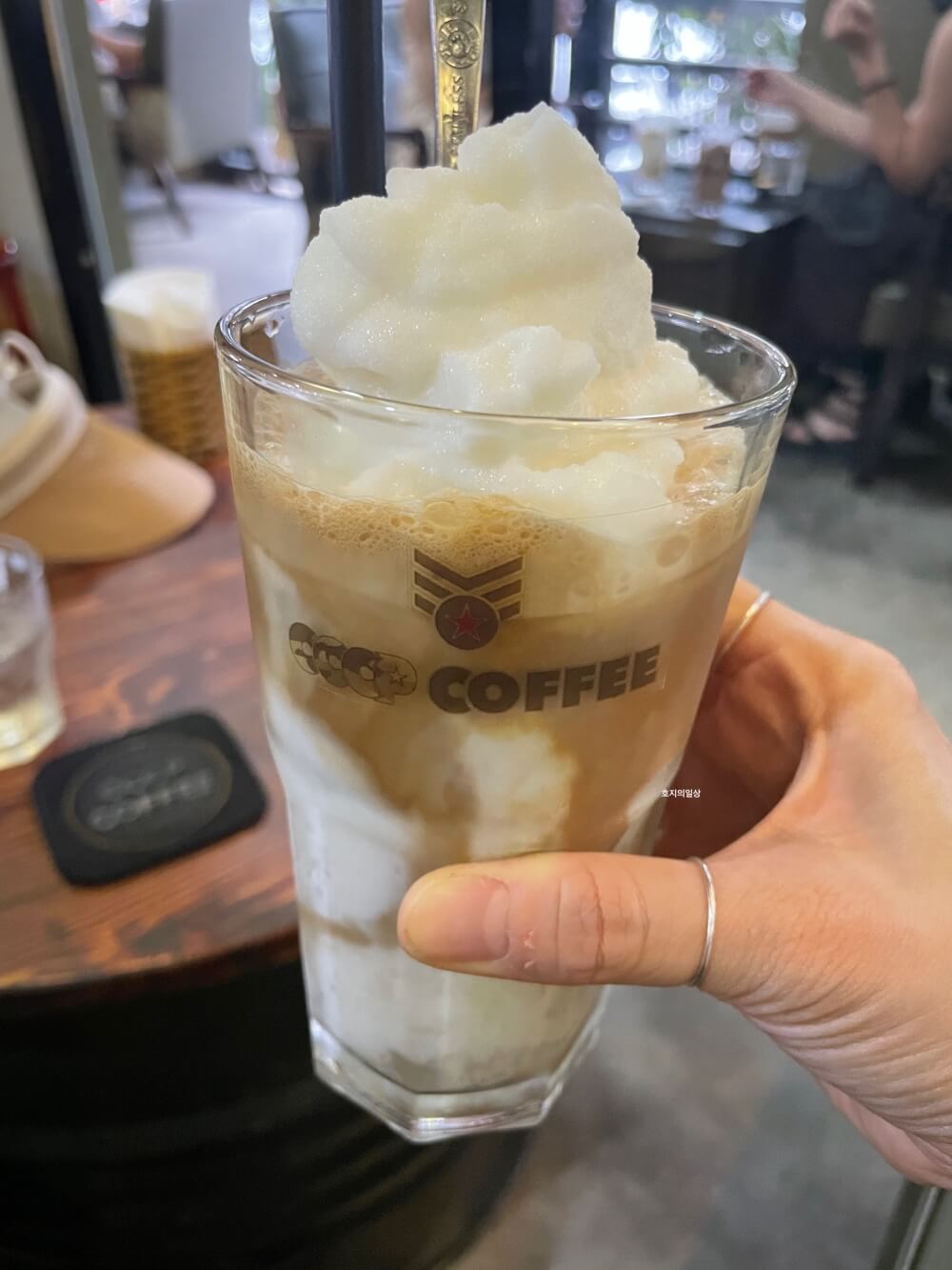 나트랑 카페 맛집 CCCP COFFEE 커피 - 코코넛 커피