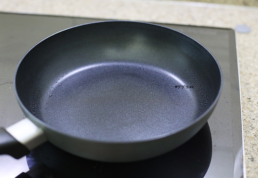 떡국 소고기 꾸미 만들기 소고기떡국 끓이는법 경상도식 14