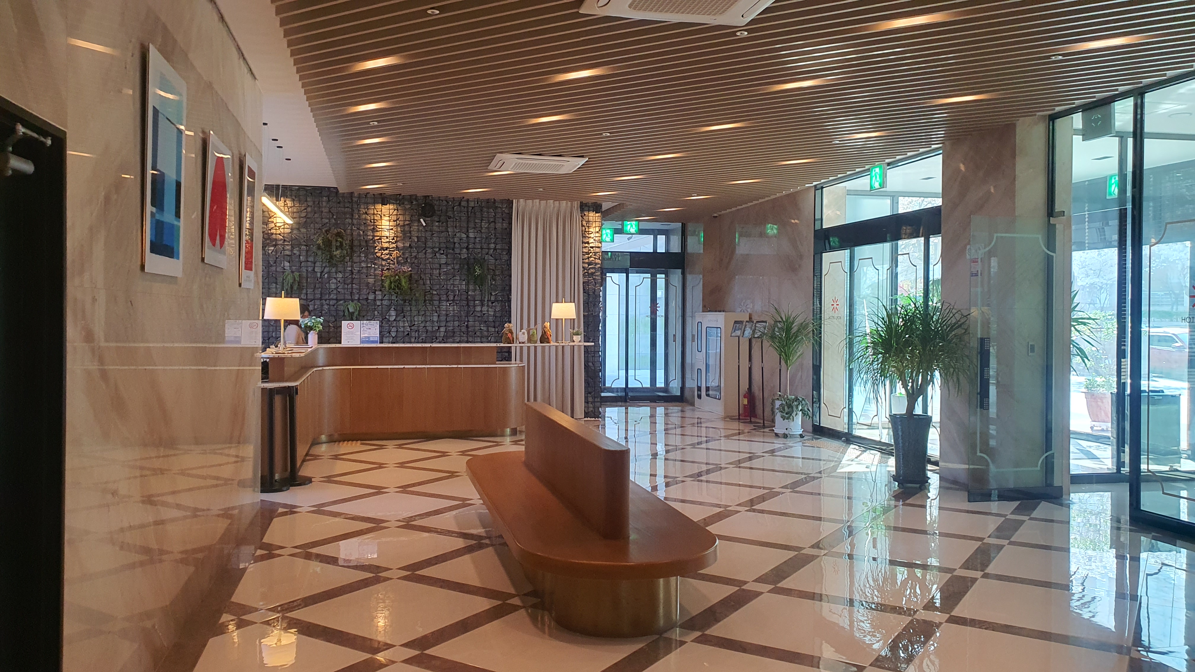 송정해수욕장 라온 호텔, 죽도공원, 해변열차