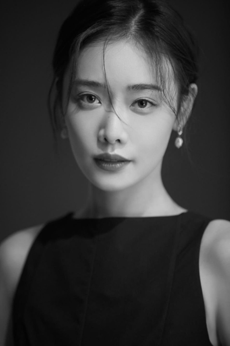 배우 김히어라 프로필 사진