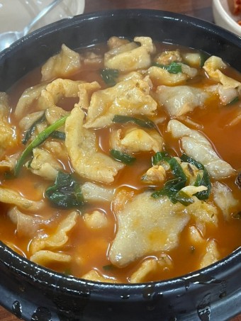 뚝배기 수제비 칼국수