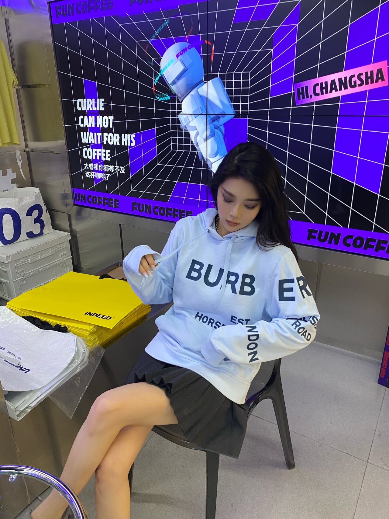  [BURBERRY] 버버리 호스페리 로고 스웨트 셔츠 후드 티셔츠