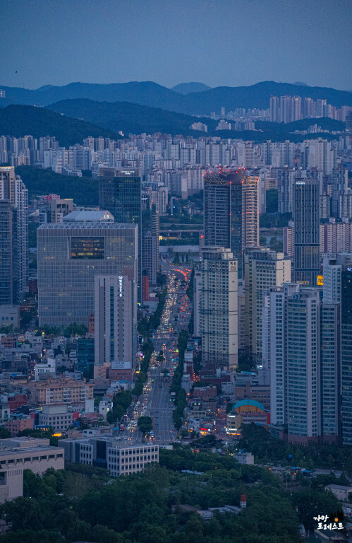 서울 남산타워 야경