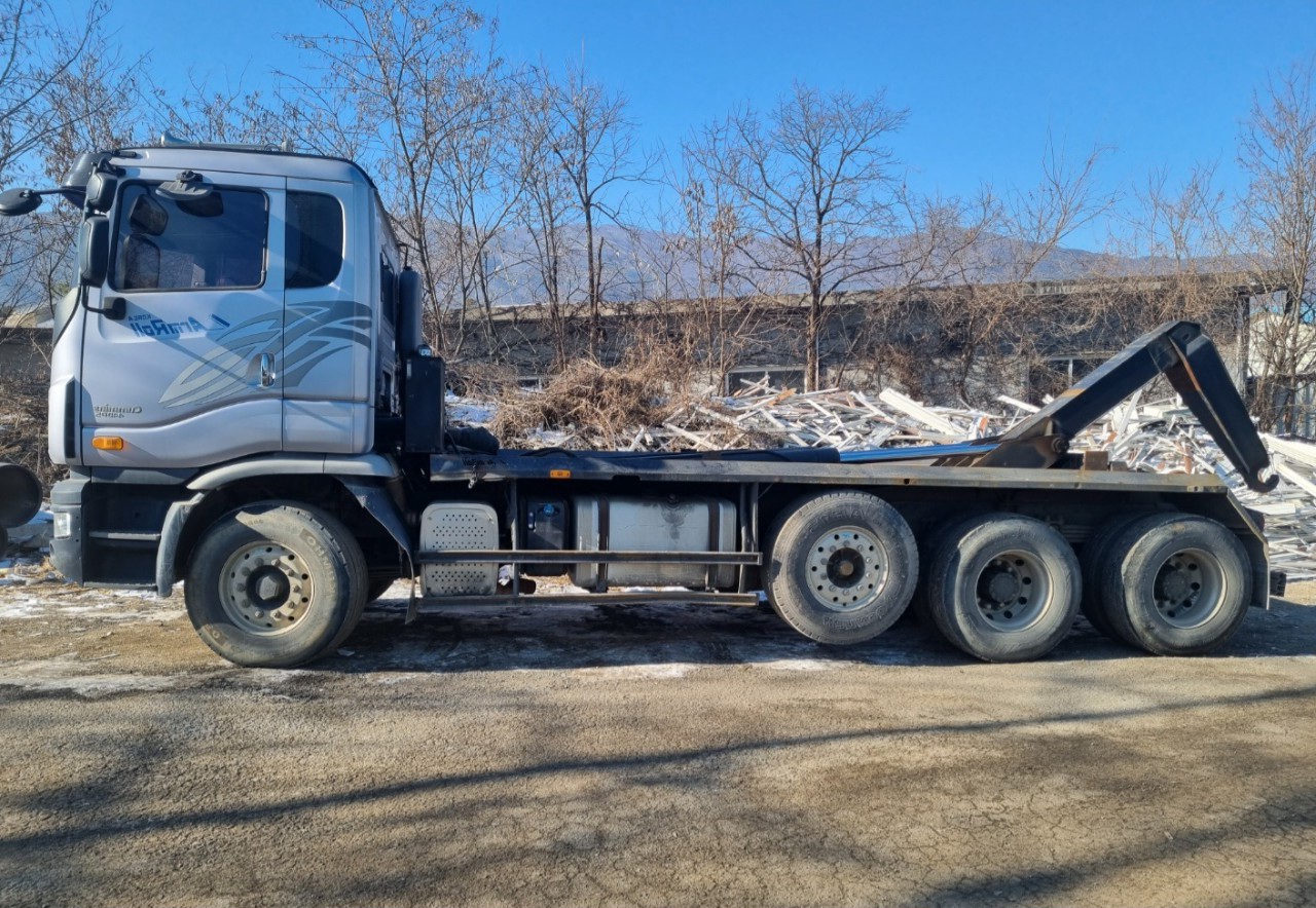  프리마 원쓰리암롤 24톤암롤 2014.221만키로 수동440마력특트럭www.specialtruck.co.kr #암롤