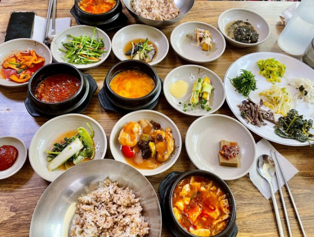  허영만의 백반기행 수원 8000원 순두부찌개 정식 한상 백반집 한봉석할머니순두부 위치