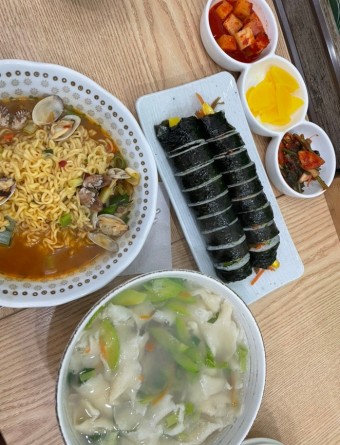 전주 묵은지 김밥 달인