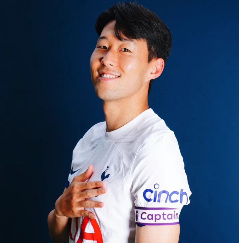  토트넘 주장 손흥민 임명... 역시 캡틴 SON