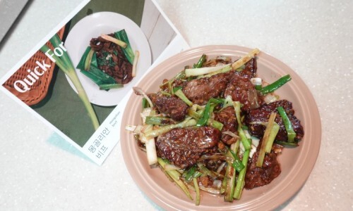 Fit For Meal 핏포밀 밀키트 정기배송  l  크래프트 타이벡으로 제작한 보냉백  l  방수기능과 멸균효과까지있는 듀폰의 친환경 소재