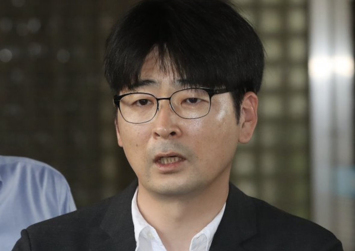  탁현민 나이 학력 고향 이력 프로필 - 의전비서관