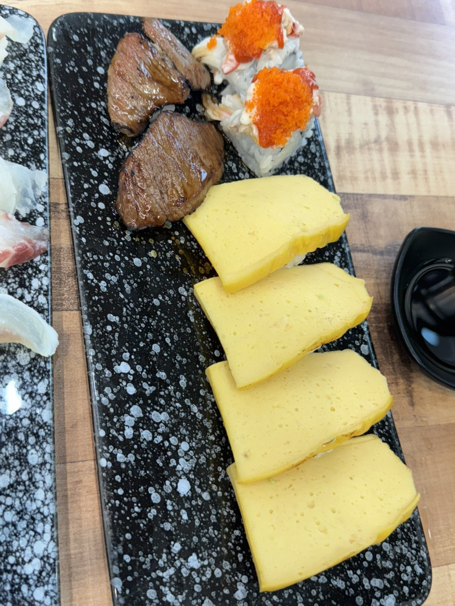 석경초밥 이미지