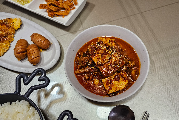 돼지고기 두부조림, 돼지고기 두부짜글이