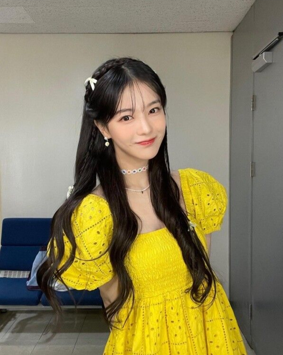  노정의, 샛노란 원피스 반전 볼륨감 '발랄 섹시미'