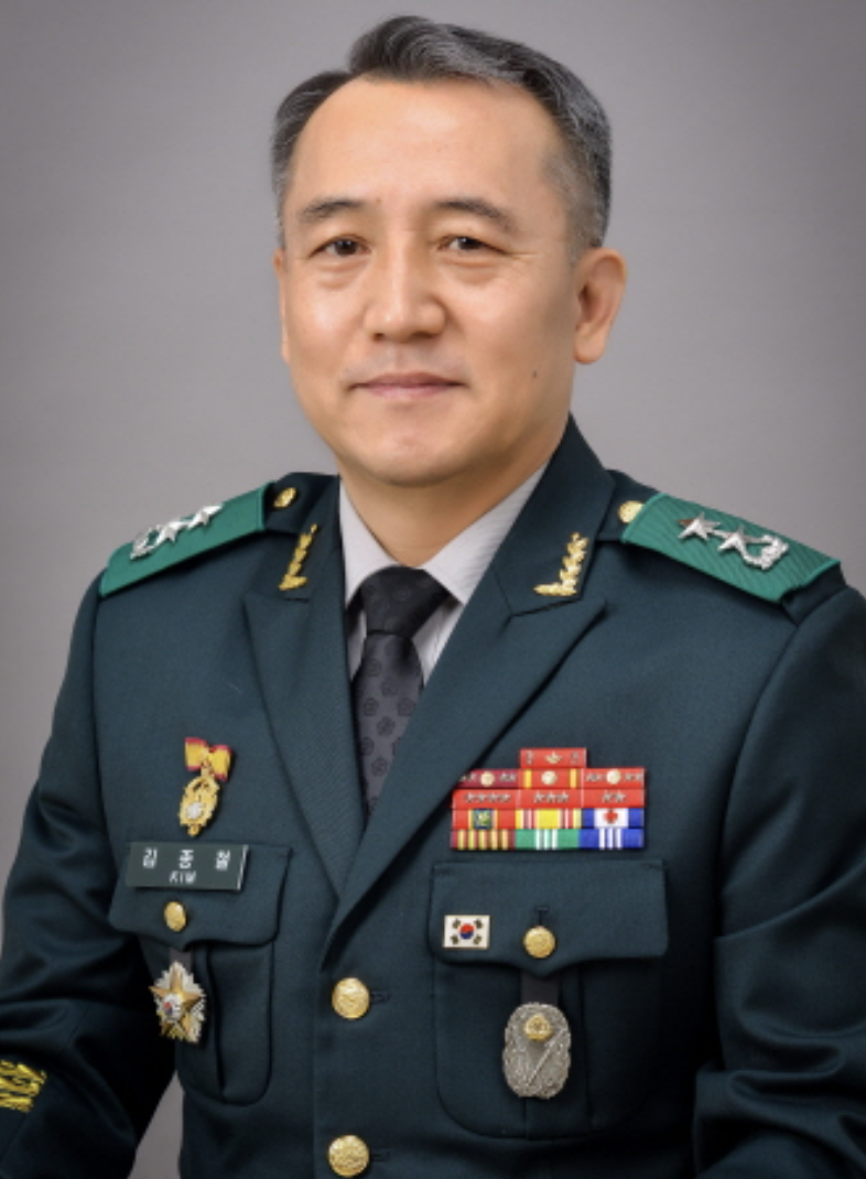  김종철 육군소장 학력 나이 고향 주요보직 프로필 (제47대 국방대학교 총장)