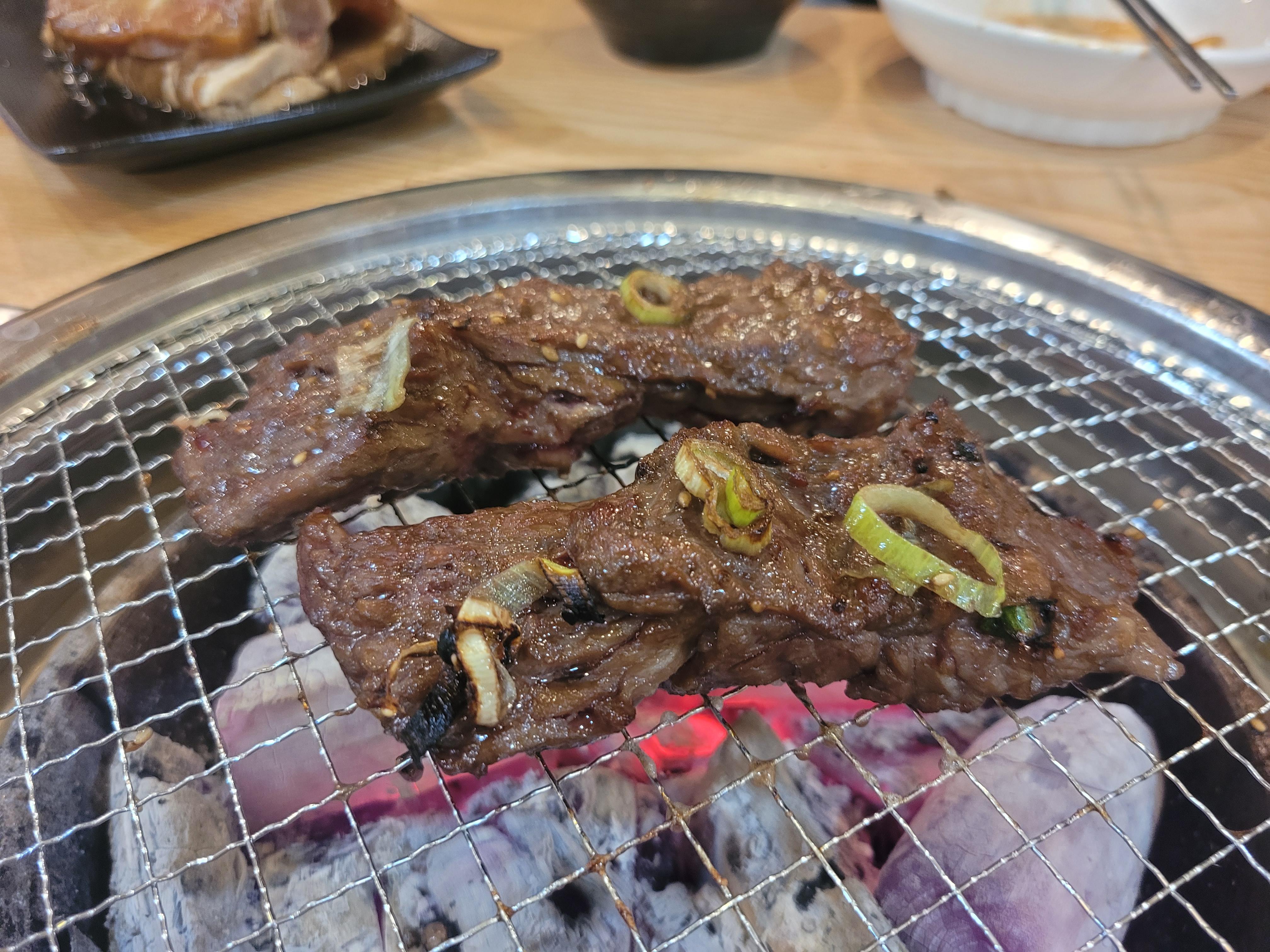  가족들이 식사하기 좋은 미국산 소고기로 만든 육장갈비 : 울산맛집