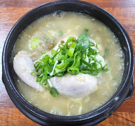 장수능이삼계탕 이미지