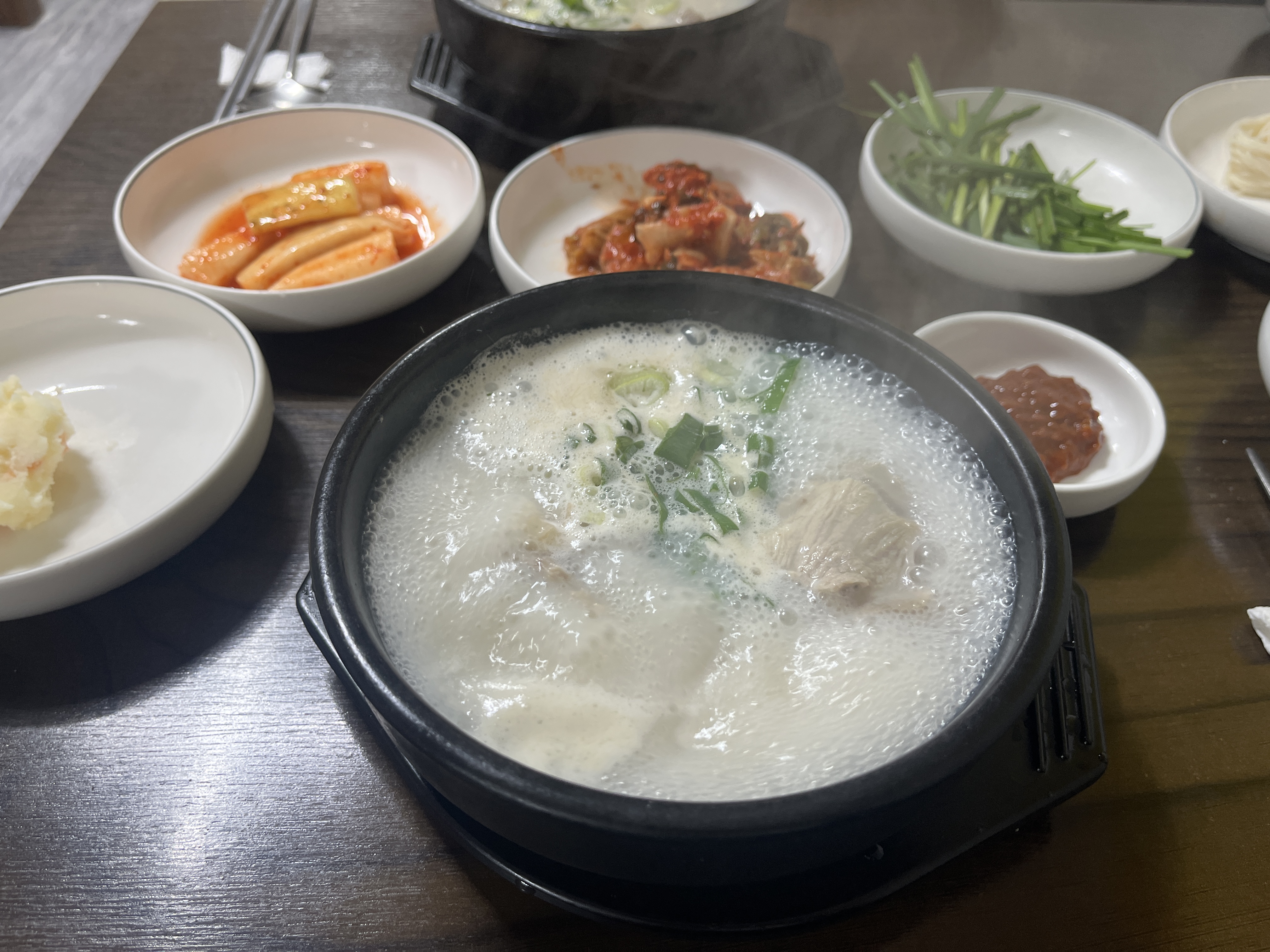  내돈내산 울산 맛집, 사골국물이 일품인 <최가네 돼지국밥>!