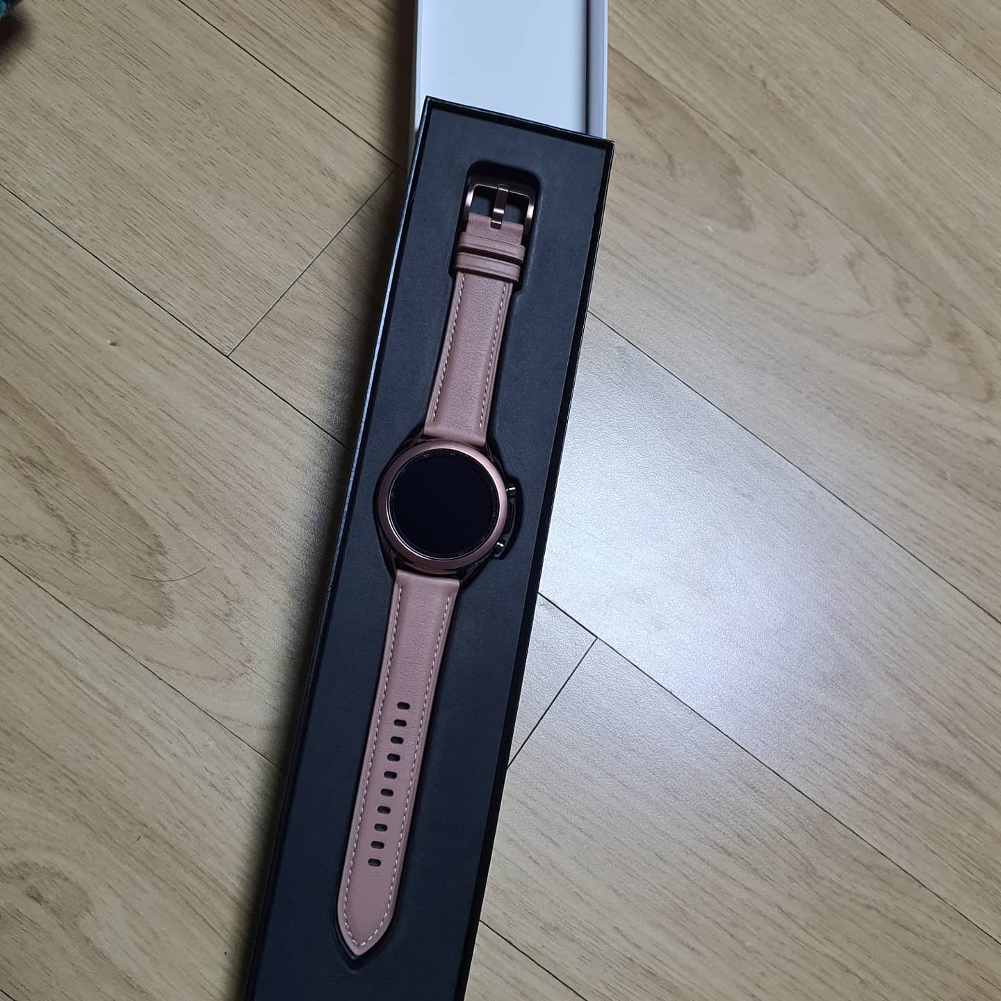  갤럭시 워치3 41mm 미스틱 브론즈 - 메종키츠네 스트랩 구매 후기