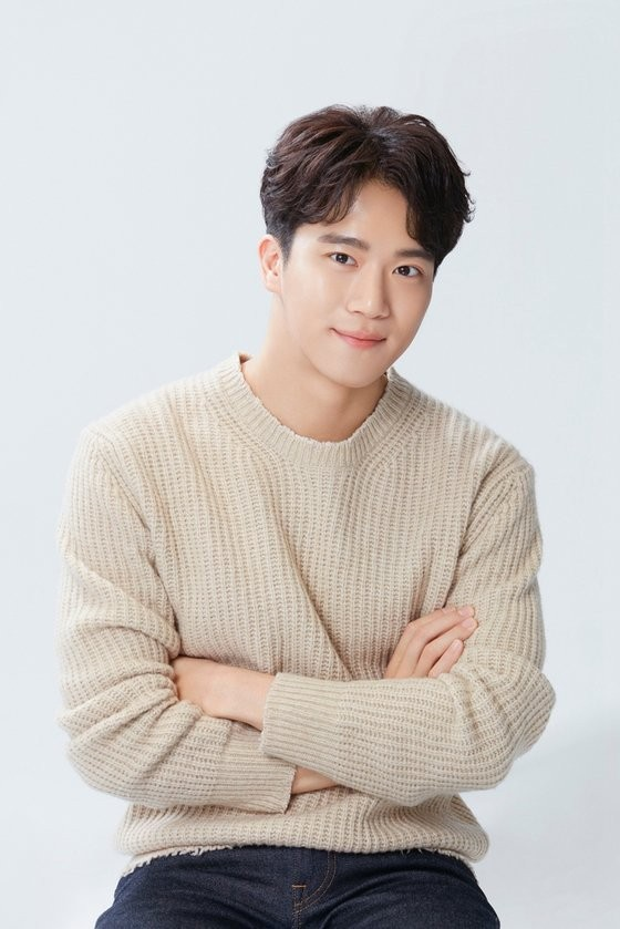 하석진 학교 군대 나이 키 혈액형 공부