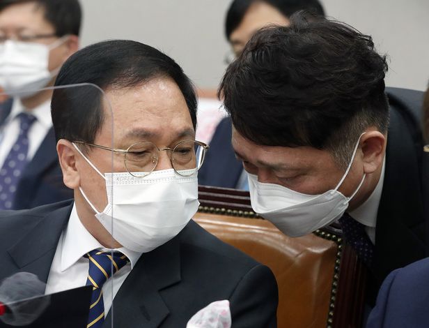  '유영민'에 대해 모조리 알려드리겠습니다. 유영민이 왜 대체 이슈가 되었을까요?