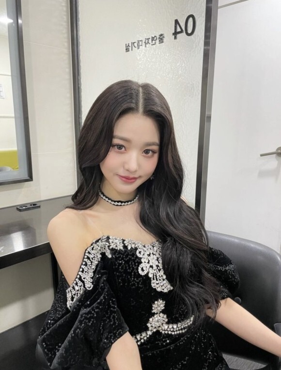  아이브 장원영 인스타 언니 과거 키 다리 MBTI 연애 등 워녕 TMI 총정리zip!
