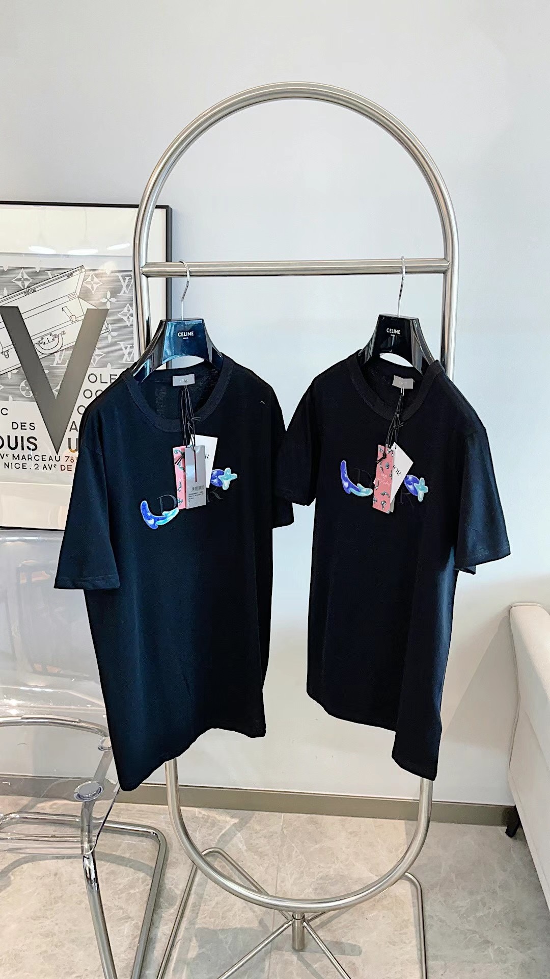  [DIOR x KENNY SCHARF] 디올 X 케니 샤프 반팔 티셔츠 193J685D0554_C986 (2 COLOR)