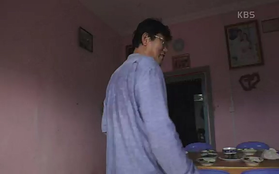 [4521회] 인간극장 - KBS사랑해요 로꾸르 최 2부] 정규 씨는 한국에서 공대를 졸업하고 잠시 직장생활을 .ts_20220822_161533.748.jpg