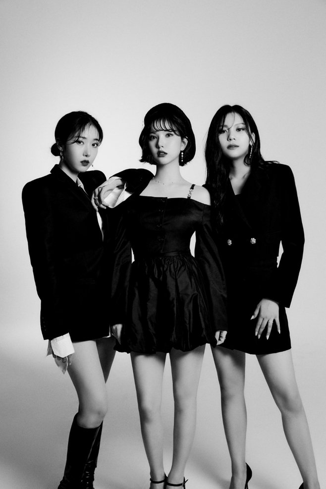  여자친구 출신 비비지, 유니버스 전격 합류 [공식]