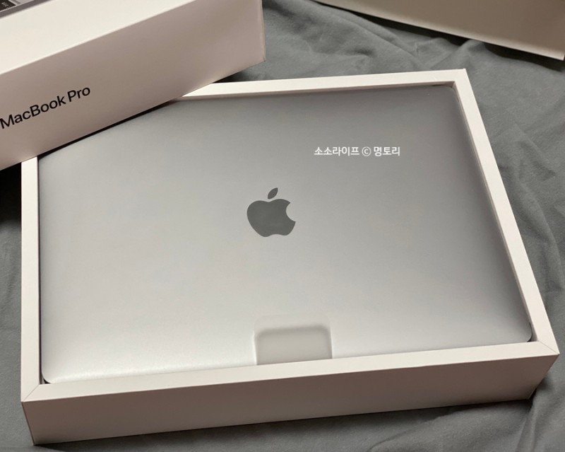  맥북 프로 13인치 MacBook Pro 13inch  매직마우스 Magic Mouse