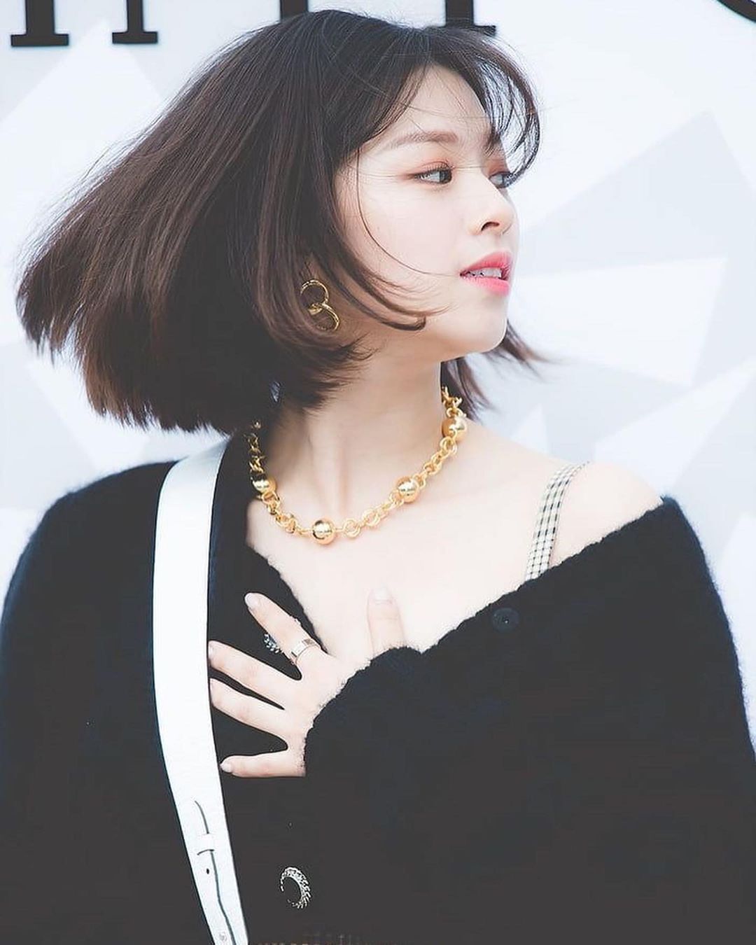  트와이스 정연 압구정 갤러리아 백화점