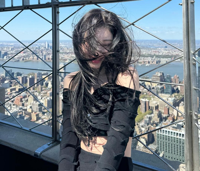 있지 채령 사복