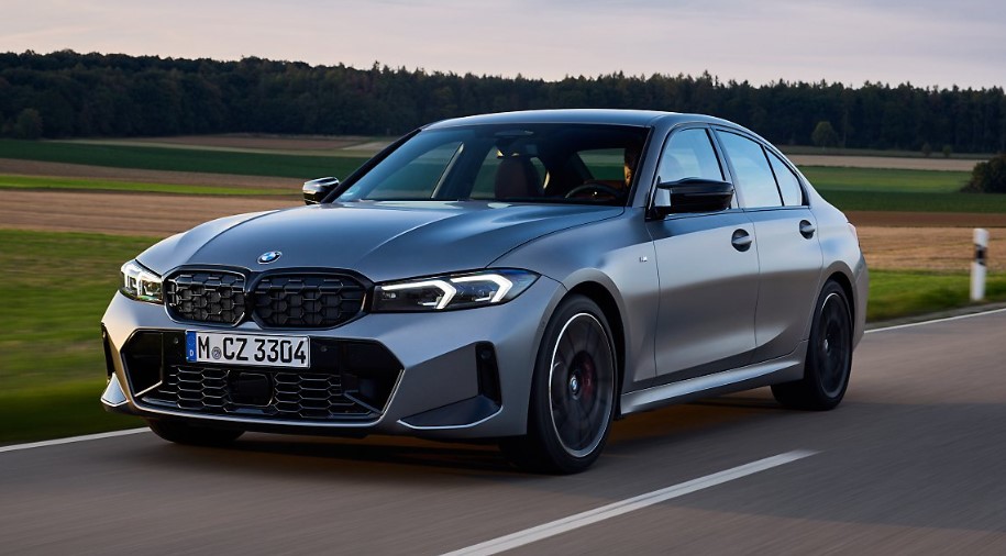 BMW-3시리즈-사진-4