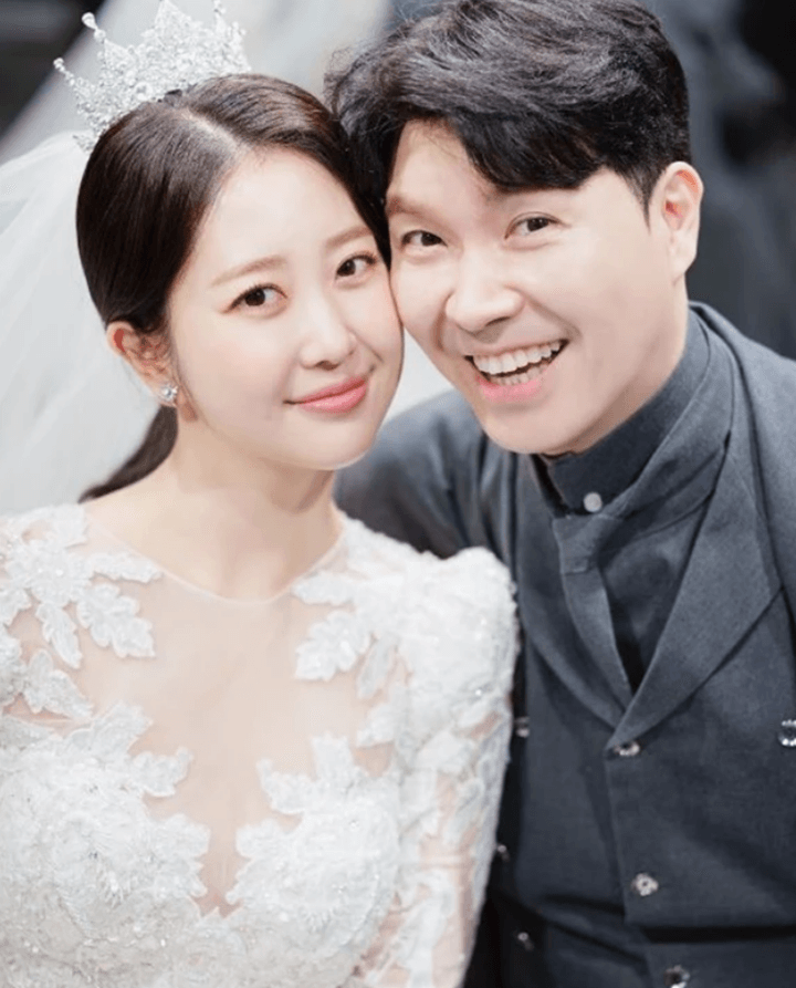 박수홍와이프김다예직업교육나이 프로필결혼식장호텔 위치결혼식장윤정수손절형제바이바이하우스 아내아내아파트 인스타그램신장교육엄마죽음아빠아빠