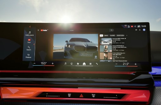 2025 BMW 5시리즈 530i 페이스리프트 가격표 연비는?출고기간까지 총정리