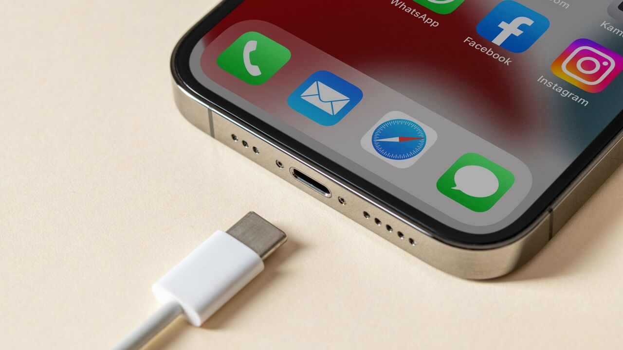  밍치궈, 아이폰15 전 모델 USB-C 탑재 확인! 하지만 급 나누기는 여전!